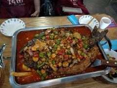 -鸣记脆皮烤鱼(铁西店)