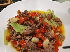 小炒黄牛肉-佬麻雀·剁椒鱼头(京基KK One店)