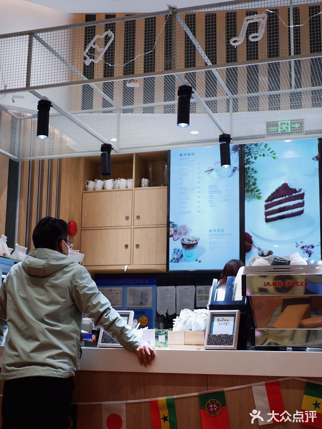 studio环贸店的下午茶🈵圣诞氛围这么浓郁的嘛❓