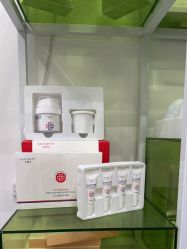 -凡碧诗毛孔清洁收细