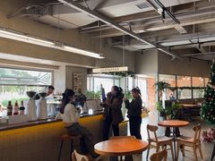 -三勾JJJ Burger&Coffee(梅溪湖店)