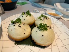 生煎馒头-屋里厢上海菜馆
