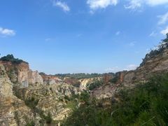 -彩色沙林风景区