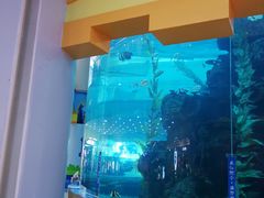 -鸿通城购物中心