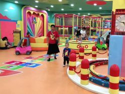 -宝贝渡口儿童游乐园(华南安盛店)