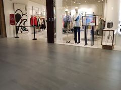 -东荟城名店仓