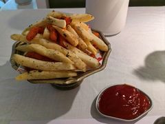 -春树下·树屋花房西餐厅(罍街AS1980店)