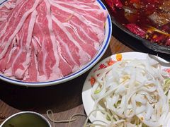 -萍姐火锅·公路夜市(武汉首店)