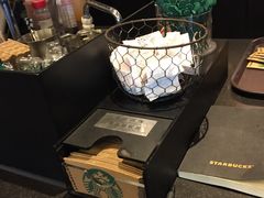 -星巴克(浦东机场T2到达店)