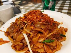 -新大咀港式茶餐厅(宝山万达店)