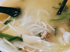-建新园过桥米线(宝善街店)