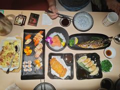 -万岁料理回转寿司(华贸店)