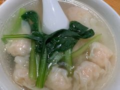 -诚铭记·虾仁汤包·成都小吃(融创店)
