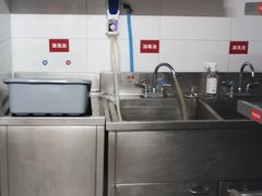 -海底捞火锅(吴中路店)