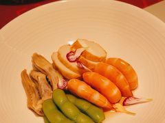-滩外滩·本帮江浙菜(新天地店)