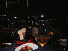 手工巧克力-wann lounge 低温慢煮牛排·清吧