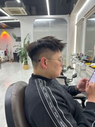 -尤司男士国潮理发馆