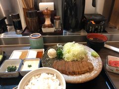 -牛かつもと村(原宿店)