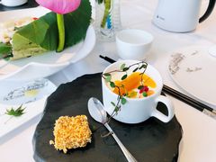 锦鲤芒果奶酪椰香糕-松鹤楼·非遗·苏帮菜(融科店)