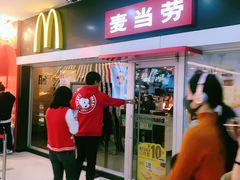 门面-麦当劳(中山公园龙之梦店)