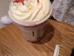 -星巴克(西安李家村万达店)