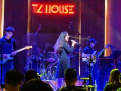 -TZ House音乐现场(来福士中心店)