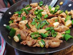 -聚鑫朋酸菜肥肠(文艺路口店)