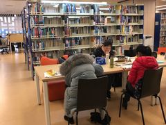 -杭州滨江区图书馆科技分馆