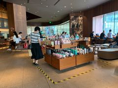 零售区-星巴克(天津大悦城第二店)