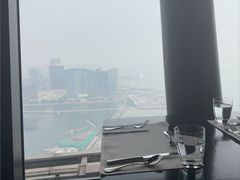 -澳门旅游塔360°旋转餐厅