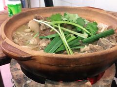 -雄伟美食(高沙中街店)