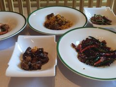 -沁香庭中餐厅·川粤菜(重庆高新假日酒店)