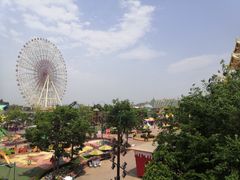 -七彩云南欢乐世界