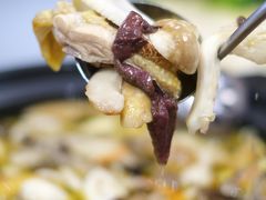 -菌之家·专业纯野生菌火锅·特色炒菌