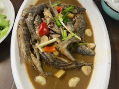-芦茨金富饭庄·25年老字号·专做稻草鸡