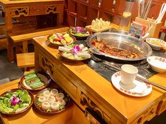 -憨孃孃·重庆老火锅(红山黑金店)