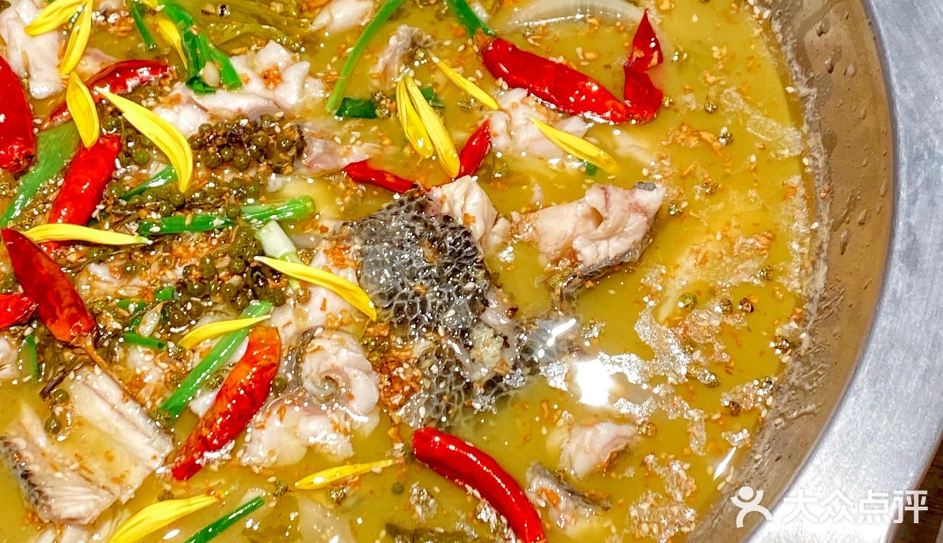 这家厚切鱼肉的酸菜鱼让人好满足
