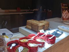 -筠咖啡西餐厅(上海国展宝龙丽筠酒店)