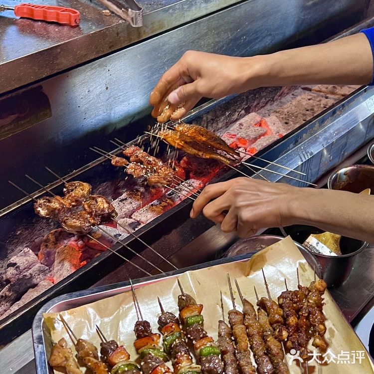 在昆明！吴井路！！相见恨晚好吃死….