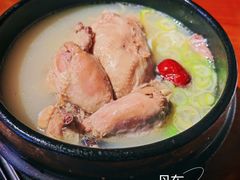 -长寿参鸡汤(朝韩风情街店)