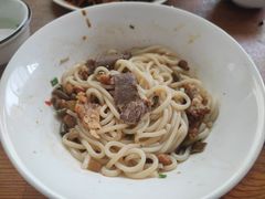 -牛八宝桂林米粉(八里庄店)