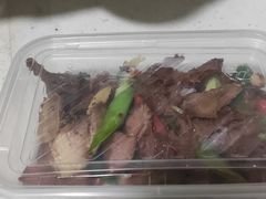 -渝半城经典川粤菜(重庆天地店)