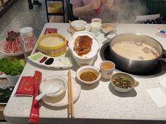 -三人行骨头王火锅(长寿店)