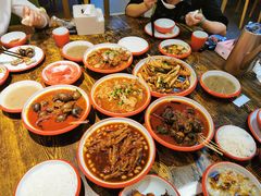 -老闵田螺馆·南昌市井菜·特色小吃(总店)