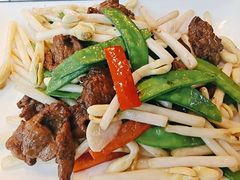 花生芽炒牛展-水乡人家私房菜(逢简店)