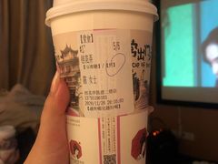 桂花弄-茶颜悦色(雨花亭凯德二楼店)
