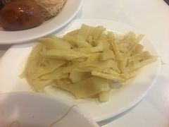 笋丝-阿水狮猪脚大王(台中公园店)