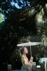 -汉仪华裳汉服馆(打浦桥店)