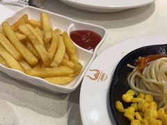 -汤姆家的牛排意面披萨(新城市广场店)