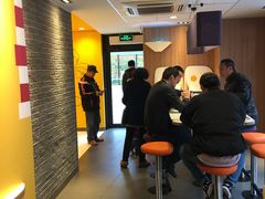大堂-麦当劳(新达汇三林店)